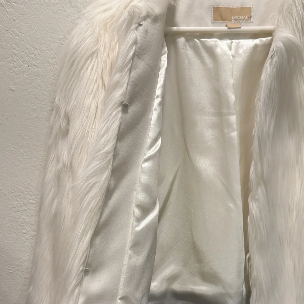 NWOT Michael Kors Dip-Dye Teddy Faux Fur Jacket - Medium - Picture 5 of 13